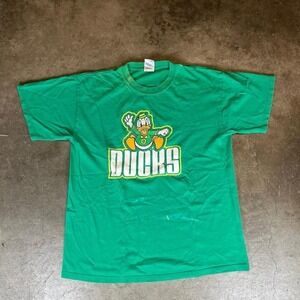 Vintage 90s Oregon Ducks green t-shirt Men's Size Medium
